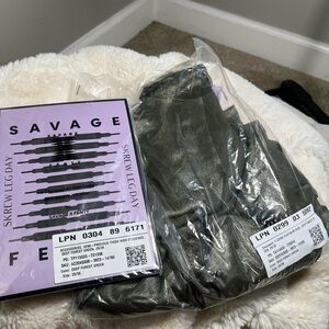 NWT Savage X Fenty Forest Green Robe & Matching Thigh High Stockings Sz 2X 3X